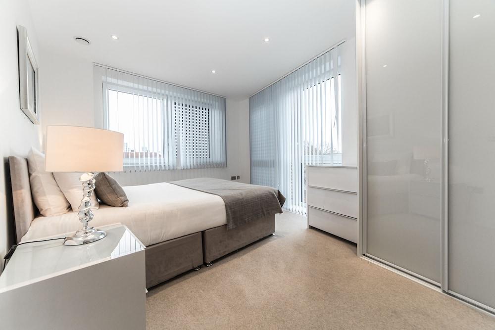 Apple Apartments Greenwich O2 Arena