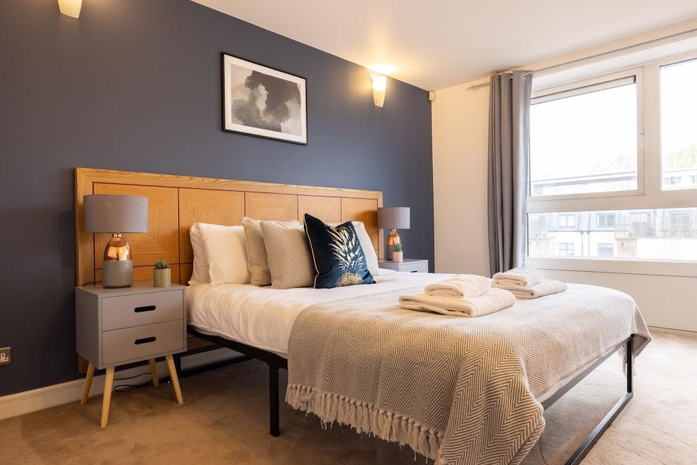 The Bermondsey Collection 2