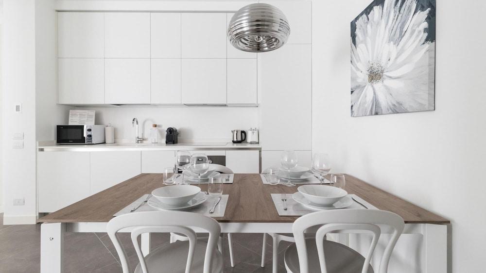 Vincenzo Monti 29 B 2