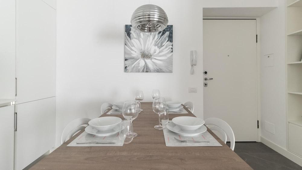 Vincenzo Monti 29 B 1