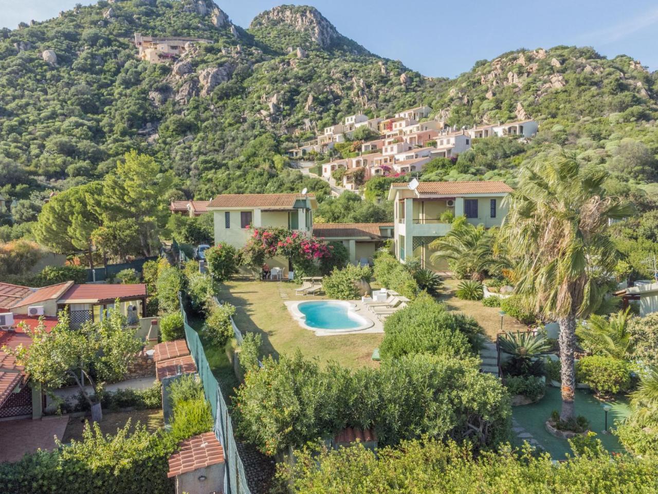 Apartment Stella Con Piscina Comune - Rei100 by Interhome