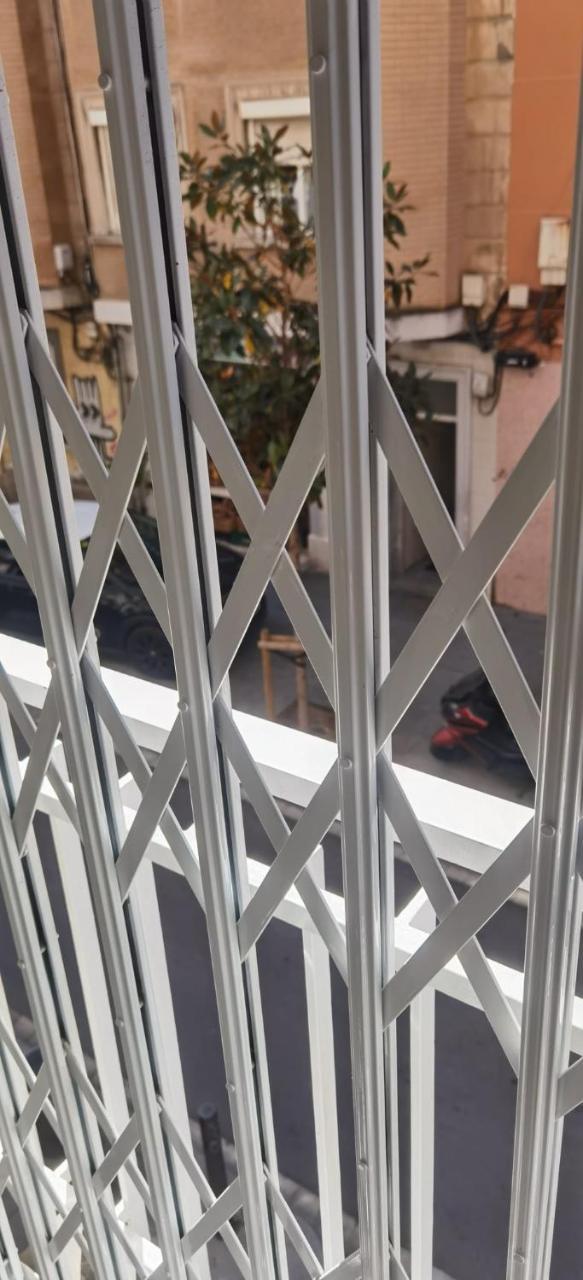 Barcelona, Apartamento de 2 Habitaciones. 2