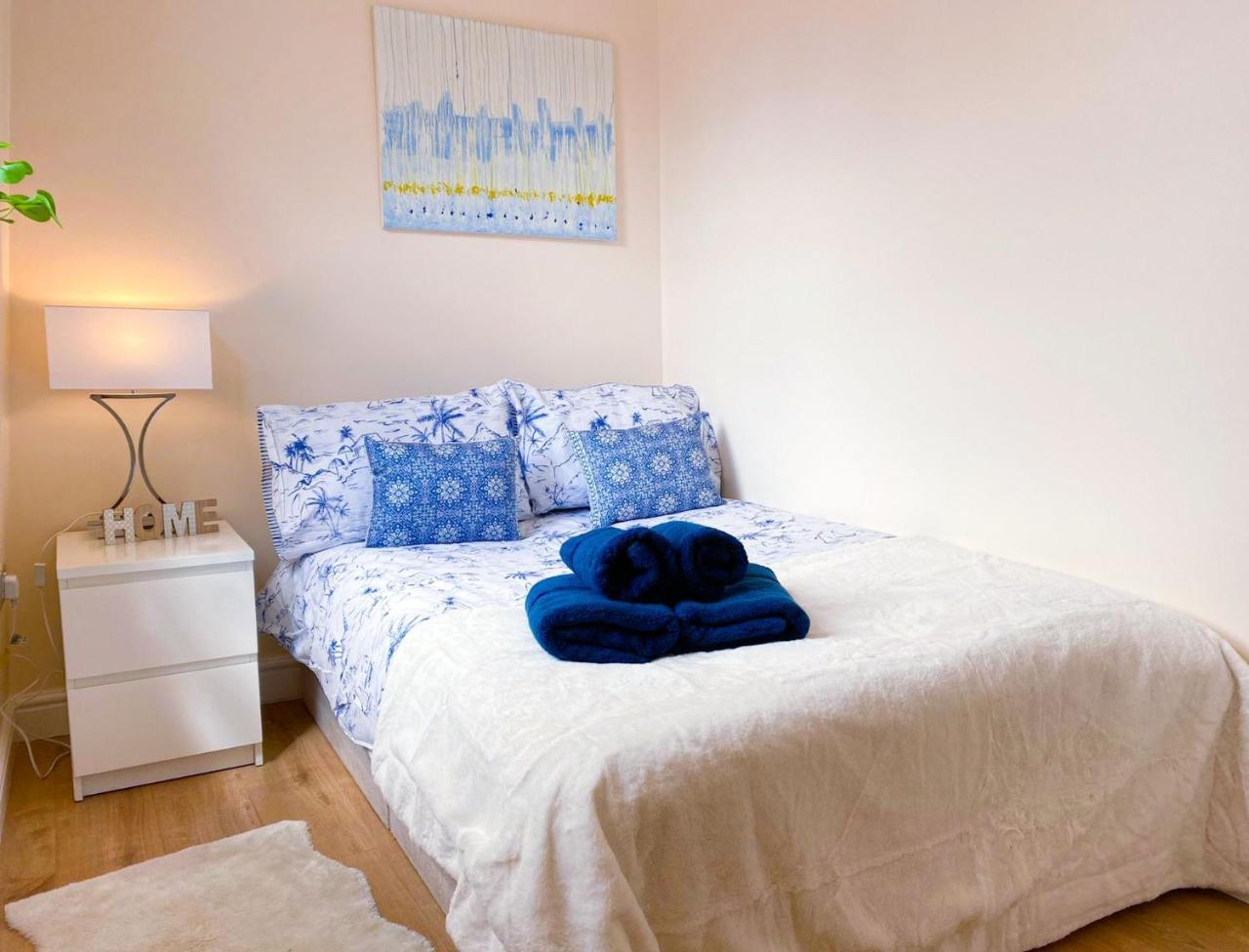 Lovely 3 Bed Apartment in the City of London