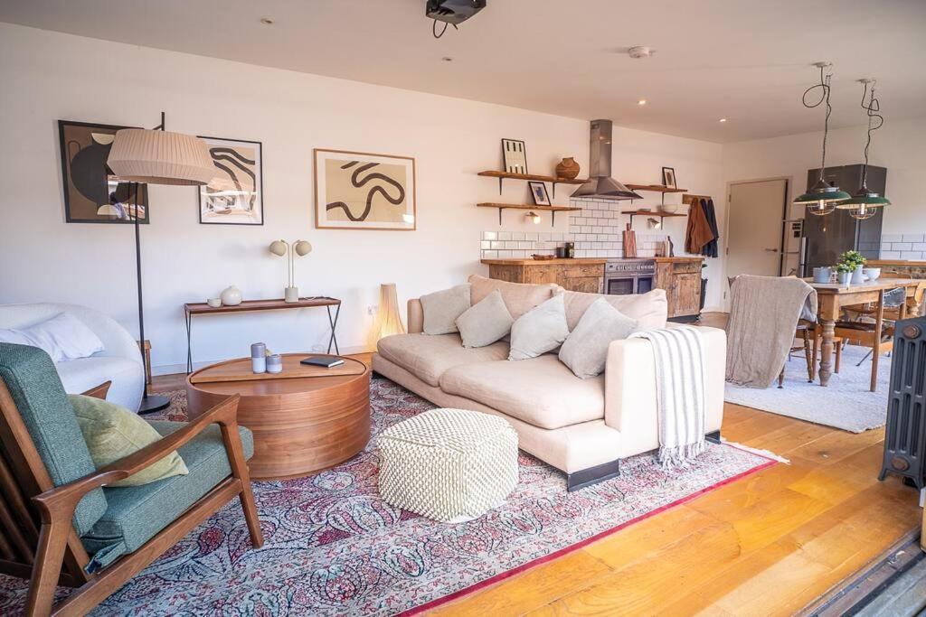 Penthouse at the Old Tea Factory 2