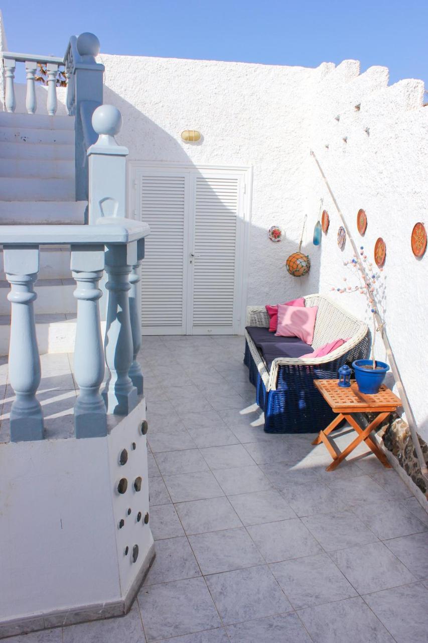 Sol Paz Y Mar (Adults Only) 2