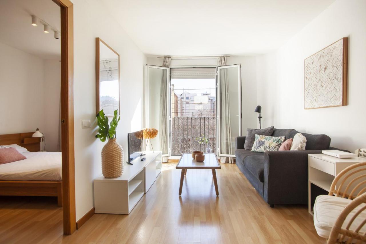 41par1022 - Luminous Apartment in Sant Antoni