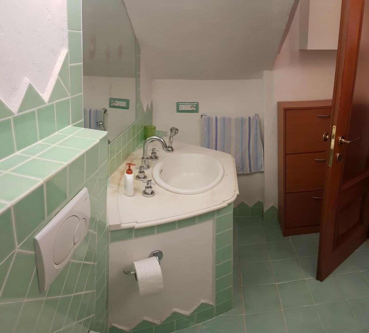 Il Cortile di Dea (Adults Only) 1