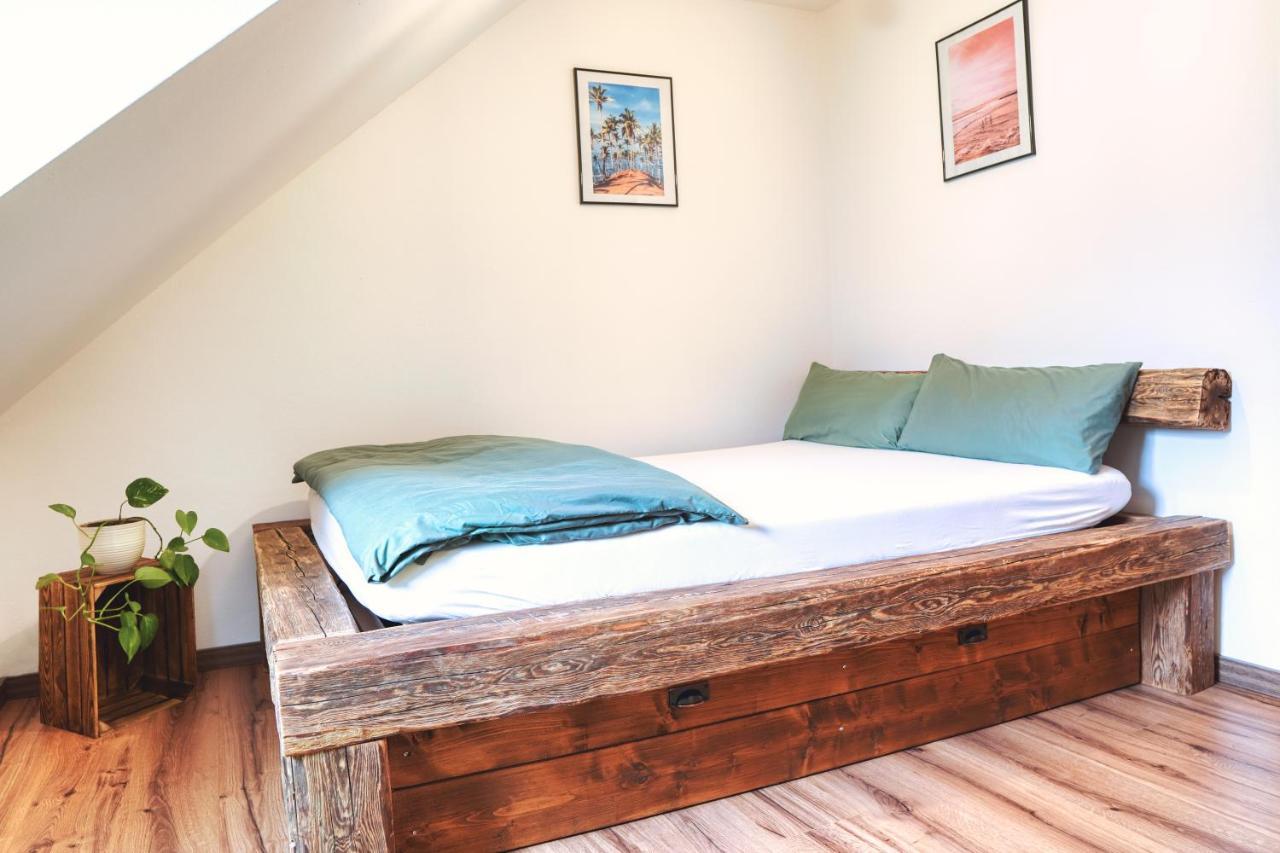 Apartment Bavaria - Zentral Mit Stellplatz, Kuche & Netflix