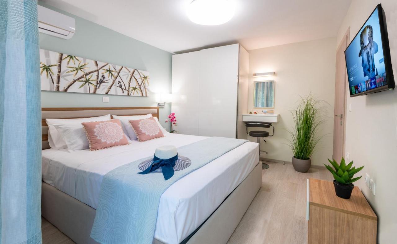 Costamare Boutiqueapart-Where Luxury Meets Comfort