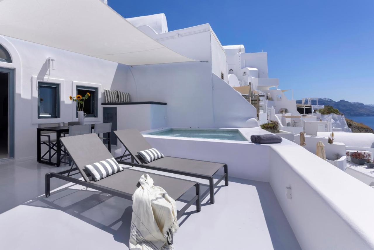 Bluedome Cavehouses 2