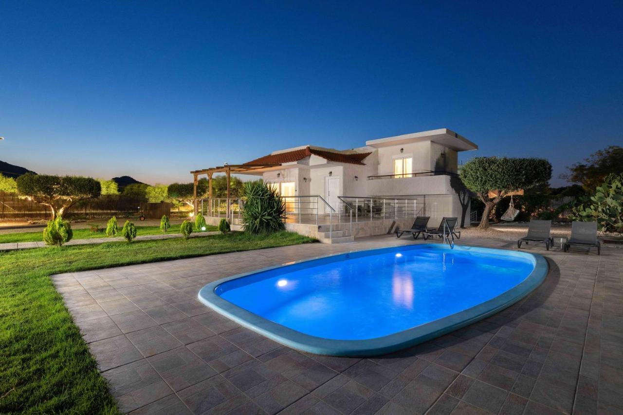 Sugar View Villa in Kolymbia 2