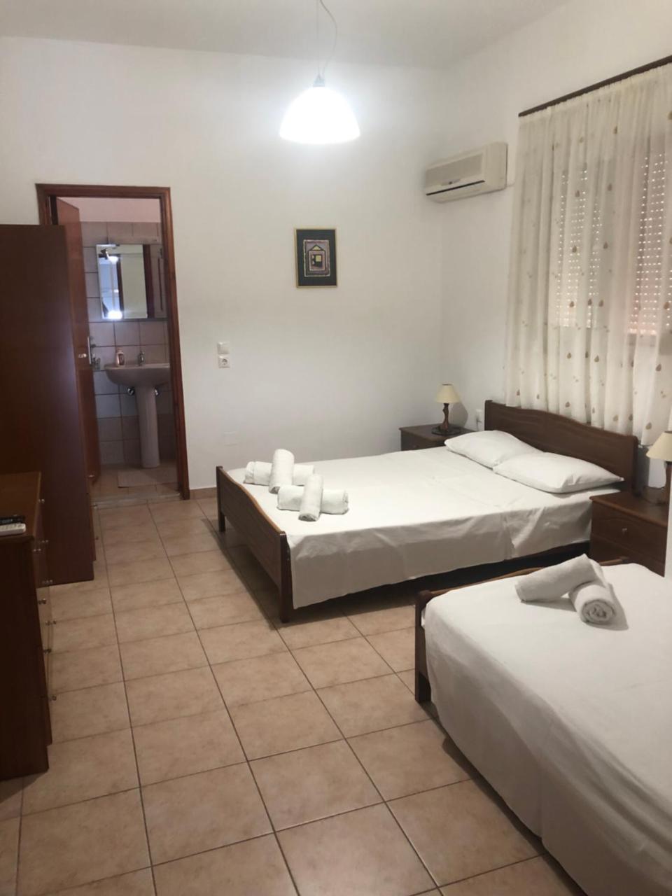 Albatros Suite Stegna Beach 2