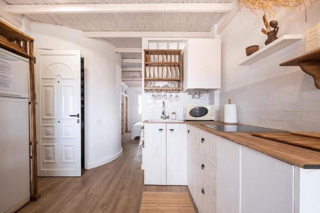 The Lighthouse by the Sea & Wifi 2