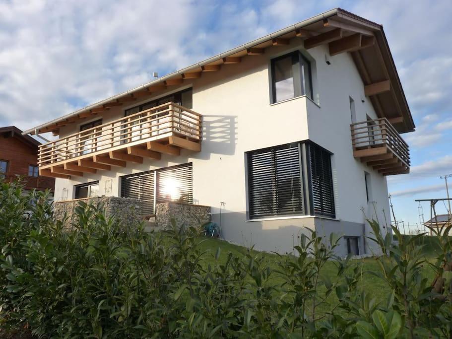 Appartment Im Architektenhaus - 53qm-2 Schlafzimmer-Kuche-Bad -2min Von A8 - Ruhig 1