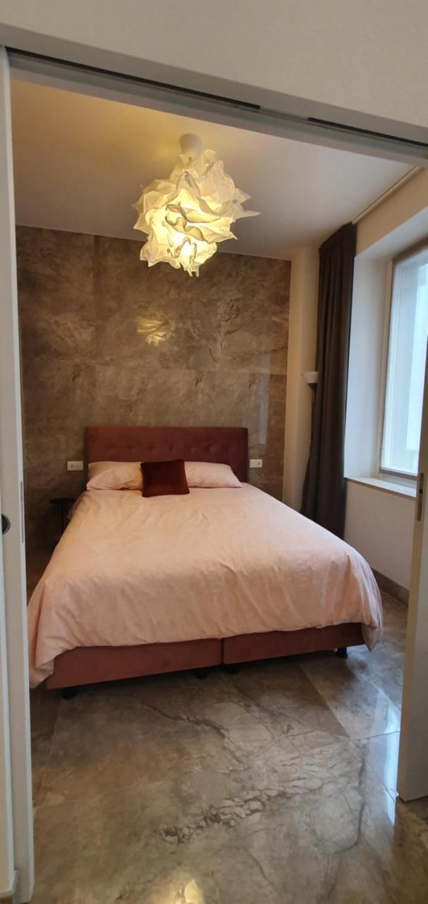 Pink Maison Milano Centro Piazza Diaz Duomo