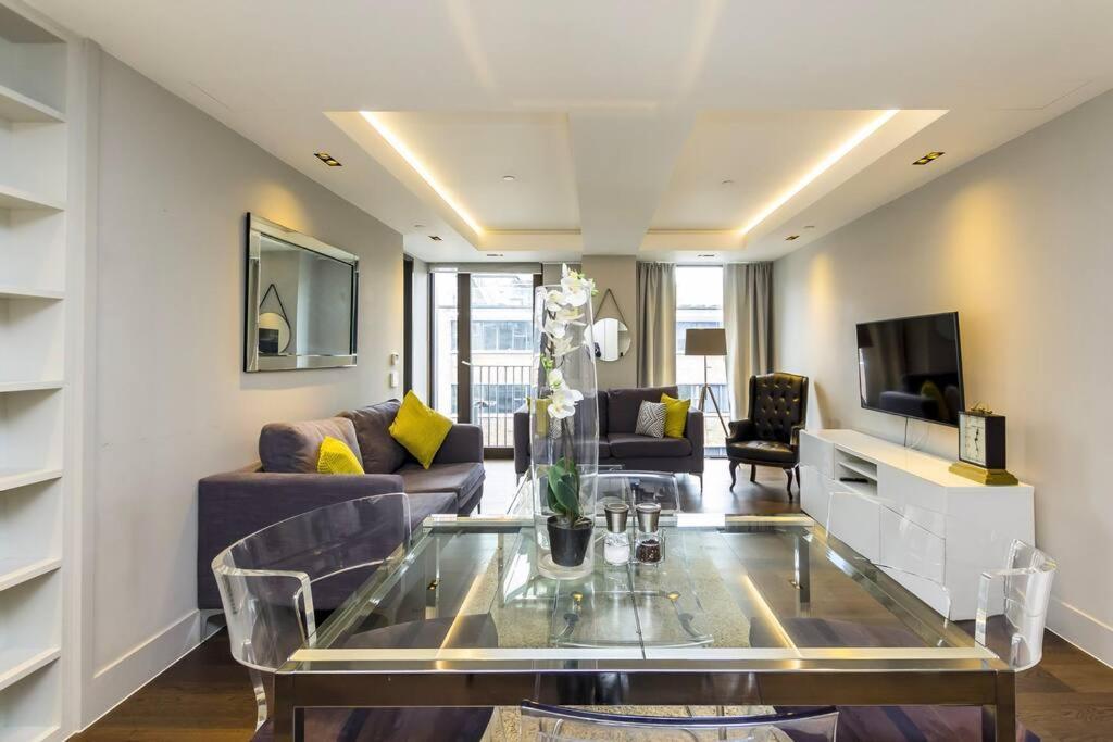 New Build-Air Con-2 Bedroom-Two Bathrooms Apt 2 2