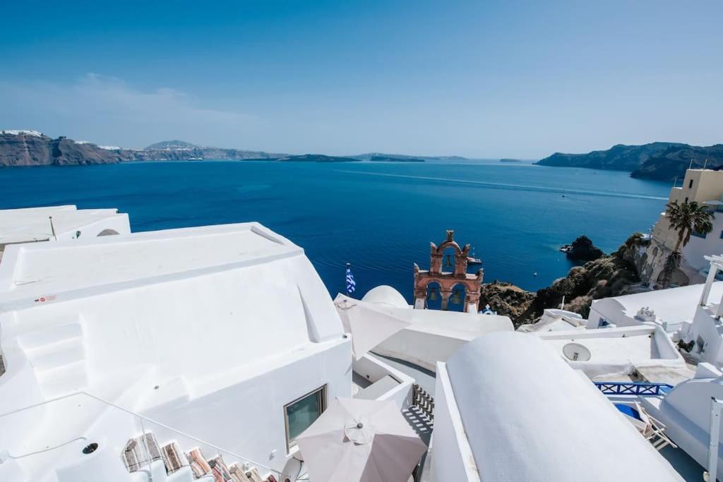 Astrea Suites "Ostria Cave Villa-Outdoor Jacuzzi" (Adults Only)