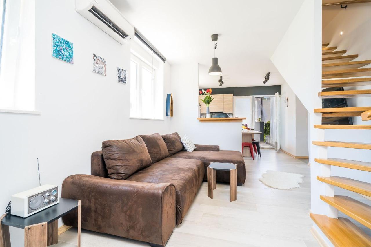 Hacienda Apartment 2