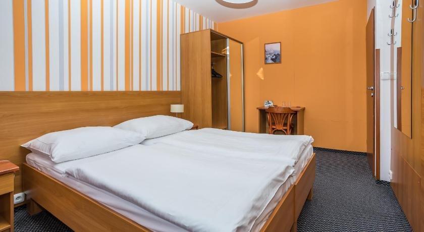 Hotel Bridge