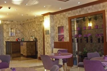East Suite Hotel