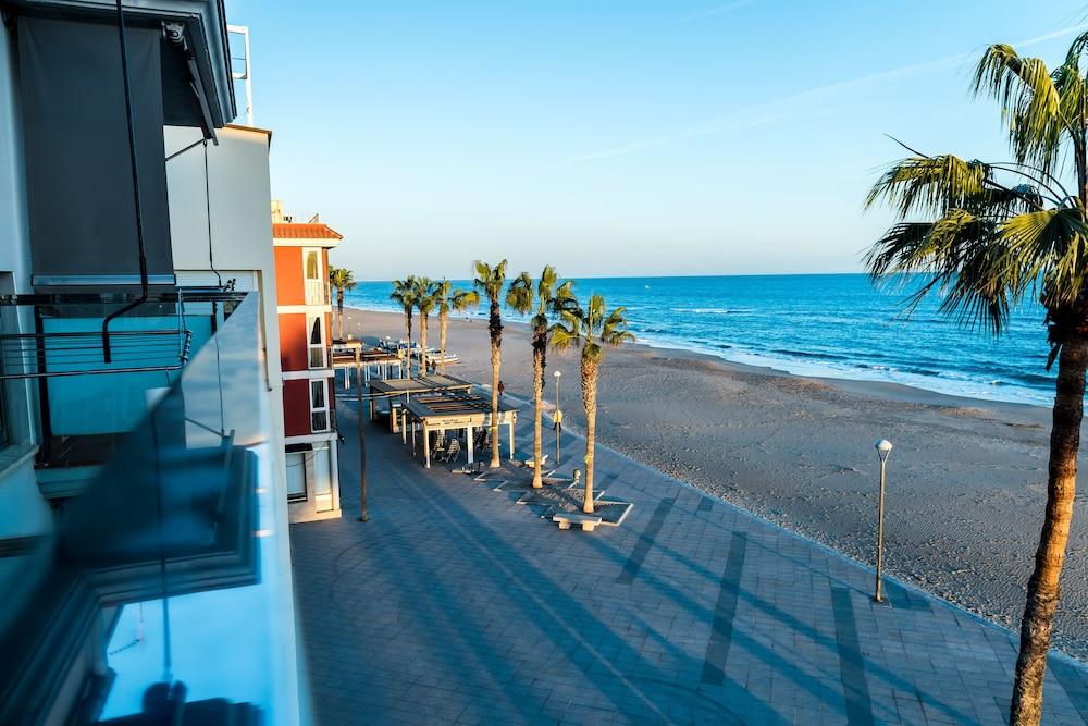 Apartaments Grup Claustre