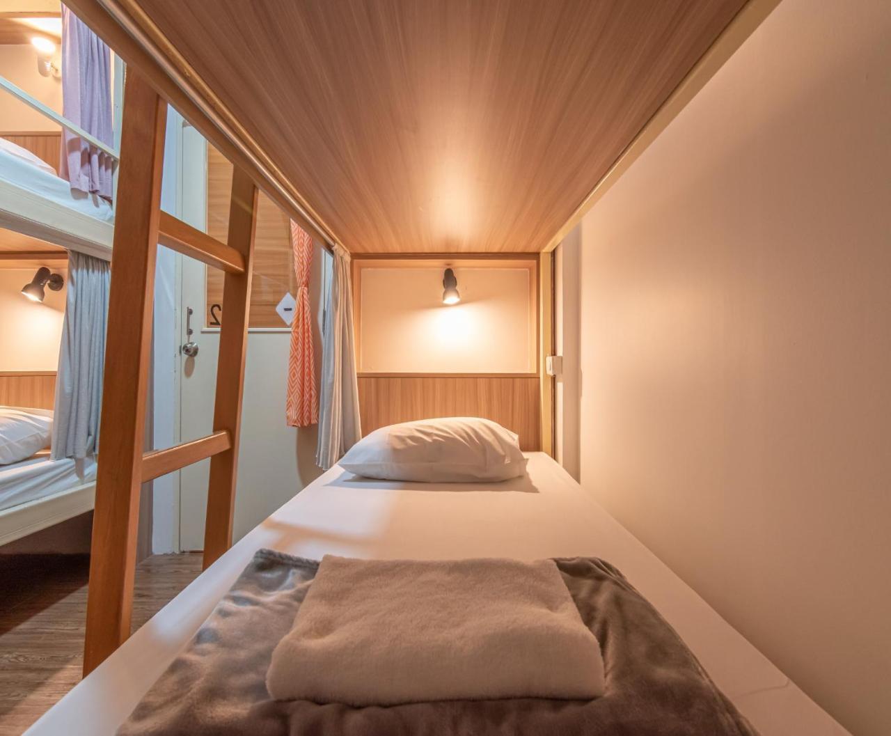 The Victory View (Adults only)