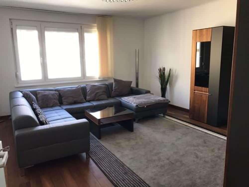 Apartment 1010