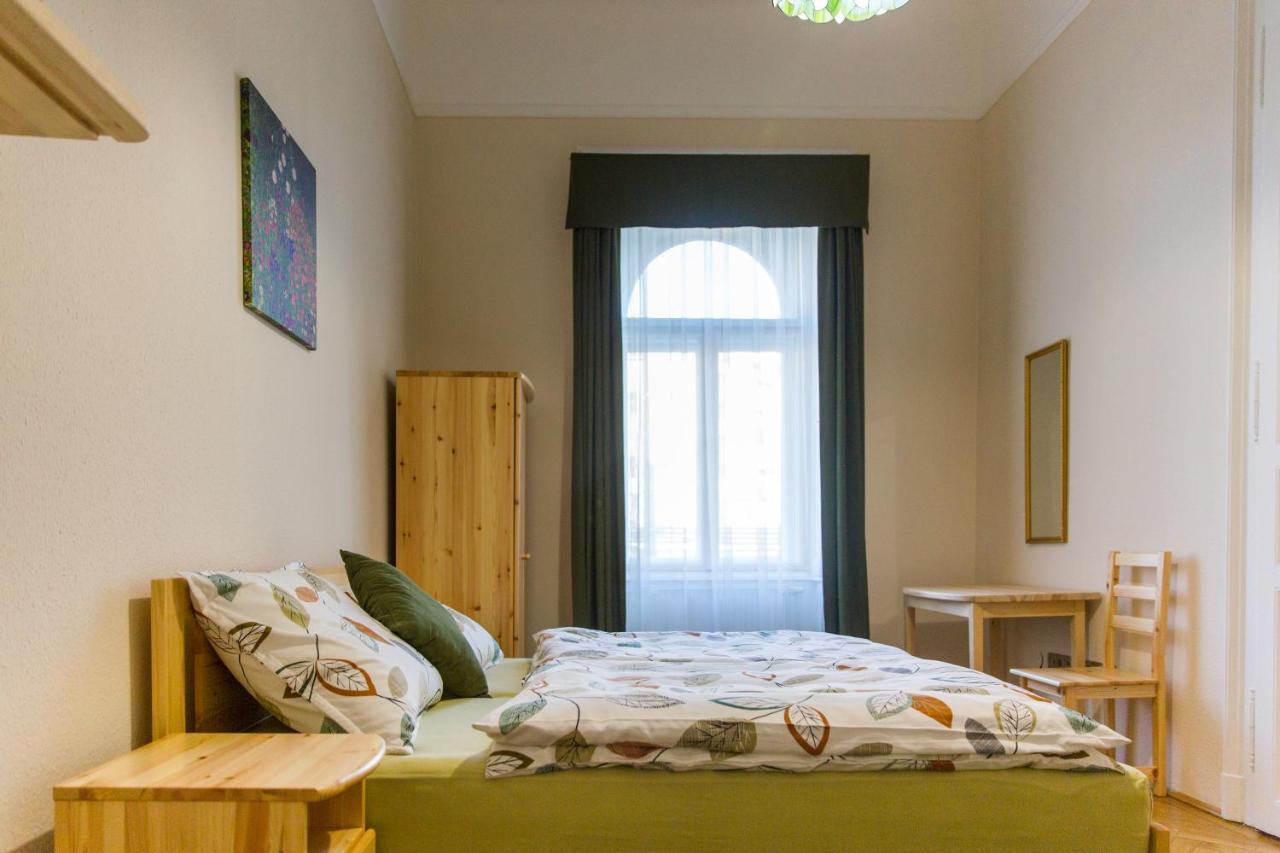 East Private Rooms