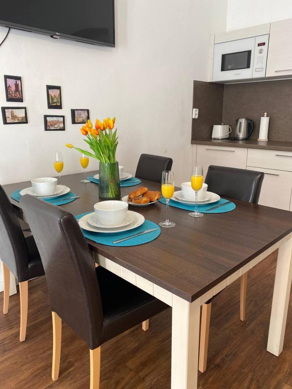 Lovely Prague Havanska