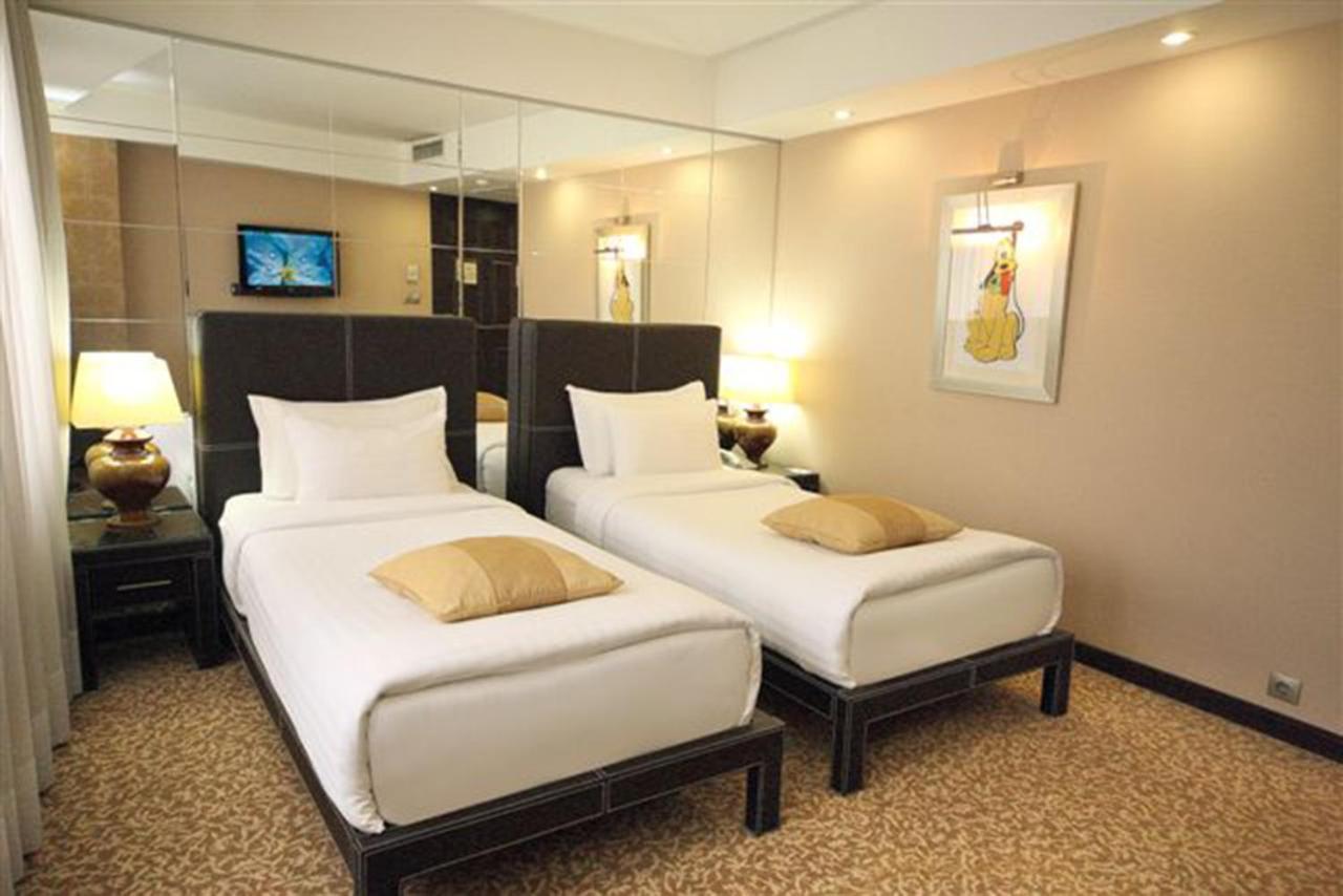 Cartoon Hotel (Adults only)