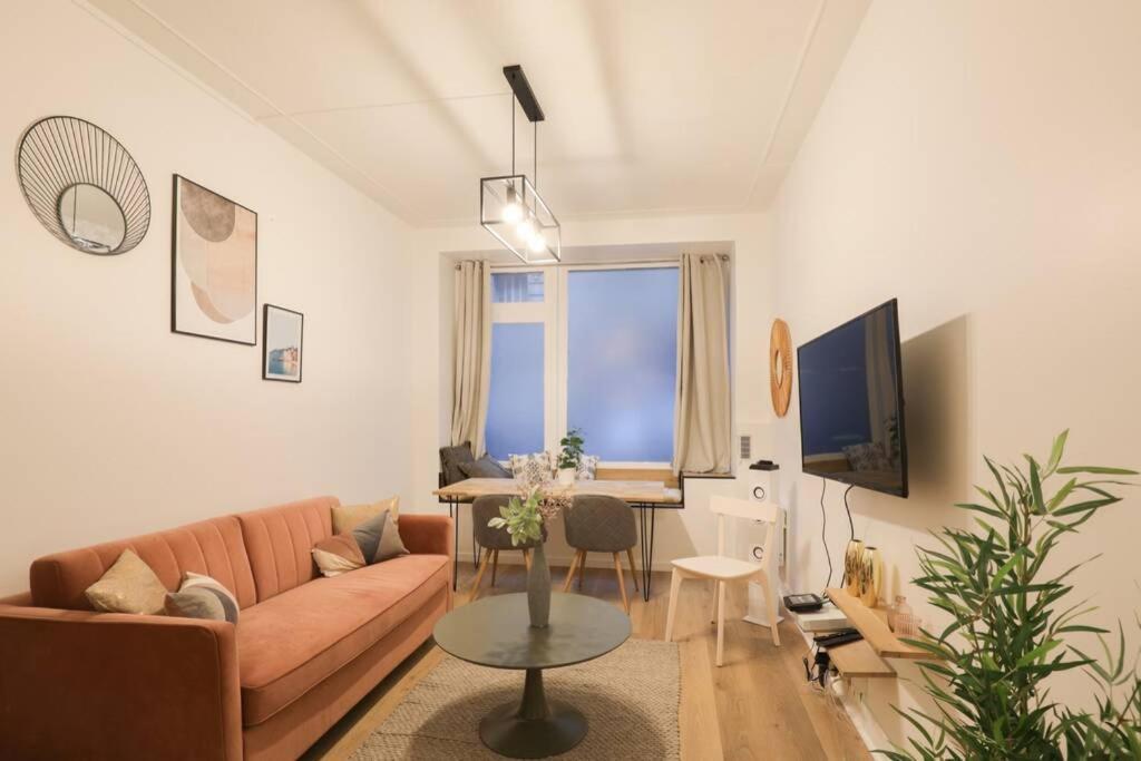 Appartement Renove Proche du Sacre Coeur 4p