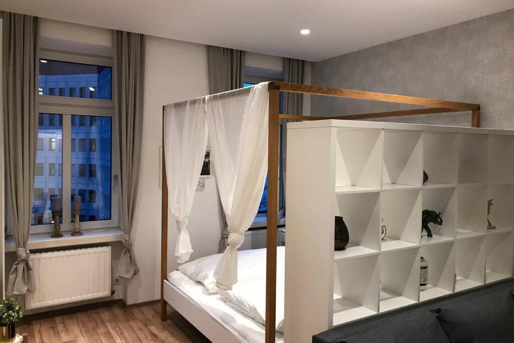 Zeus Design Apartments Modern&Warm City