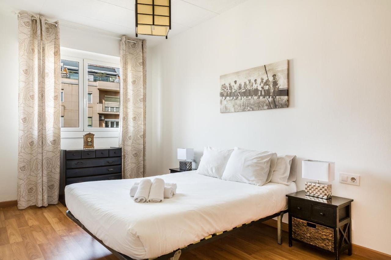 Heart of the City Sunny with Iconic Terrace View