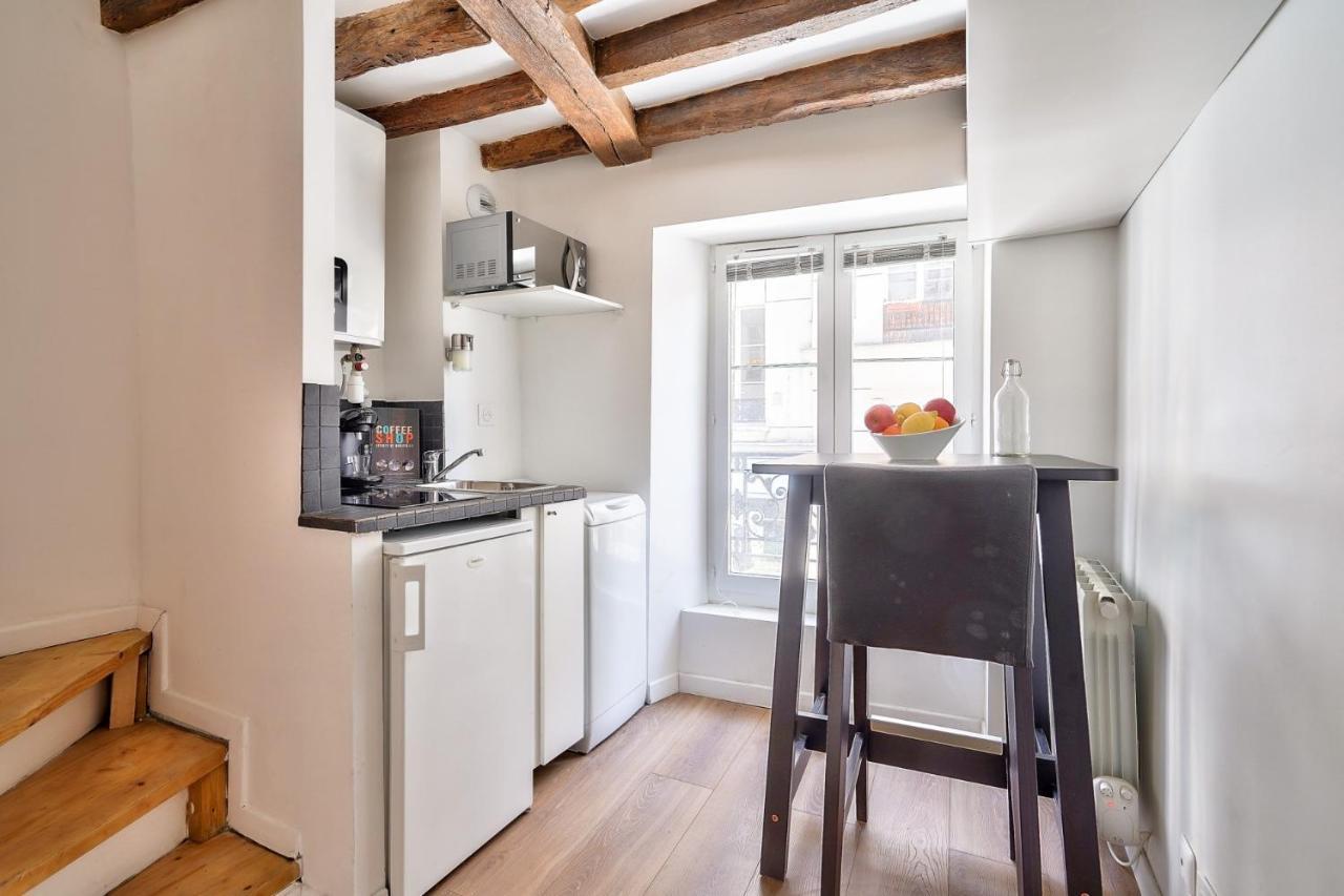 Cute And New Studio Duplex in the Heart of Paris (Adults Only)