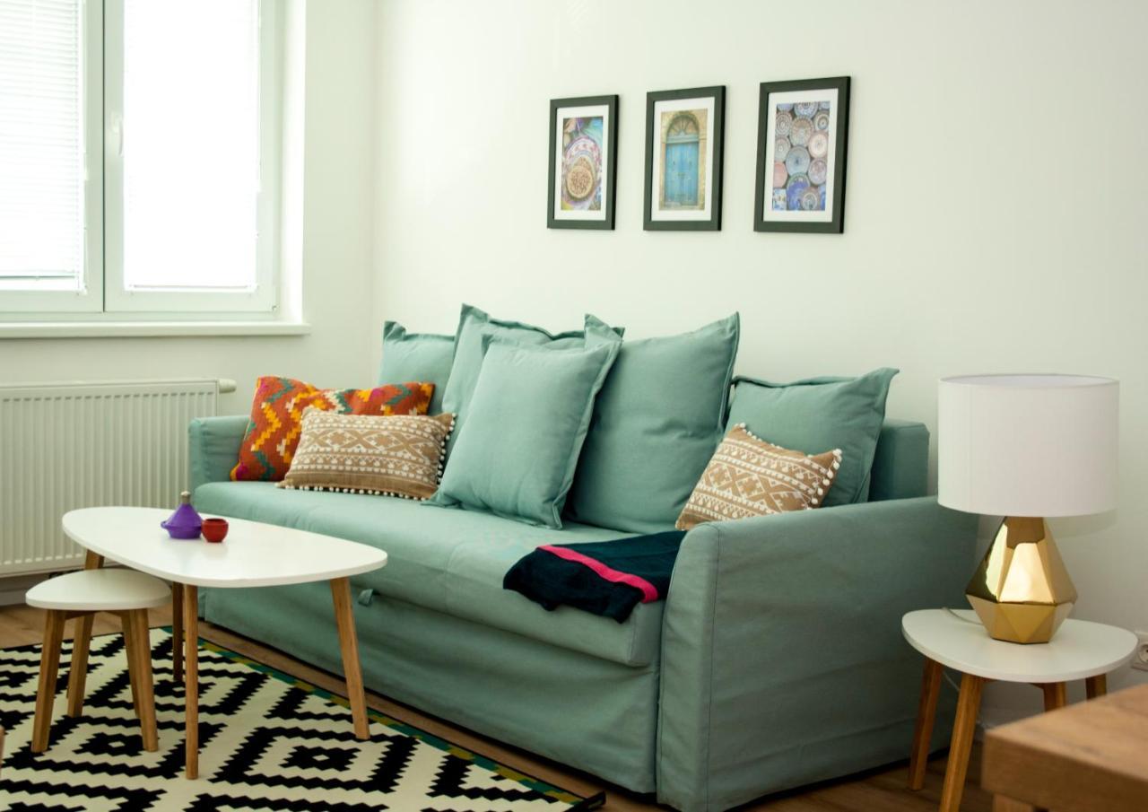 Studio Thalia Next To Metro (Adults Only)