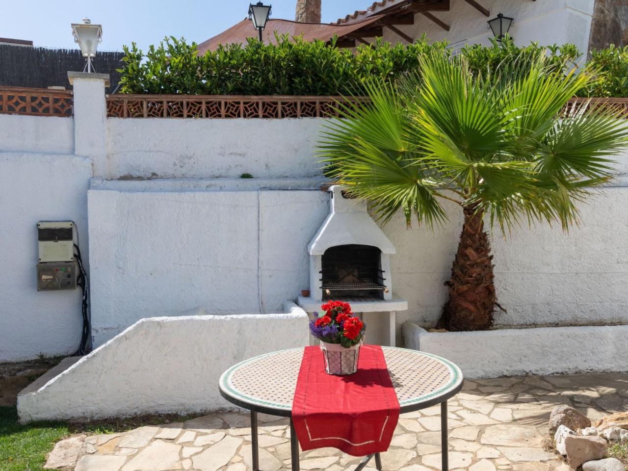 Villa Neus by Interhome