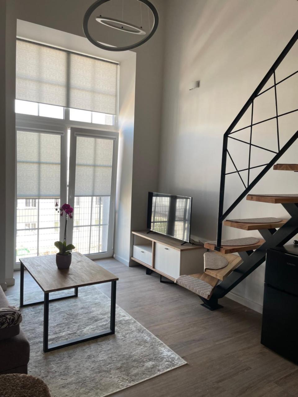 Radio City Loft