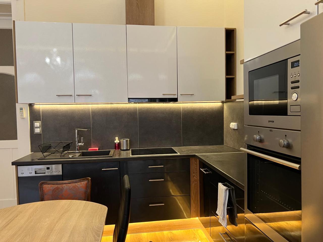 P9 by Small Home Budapest