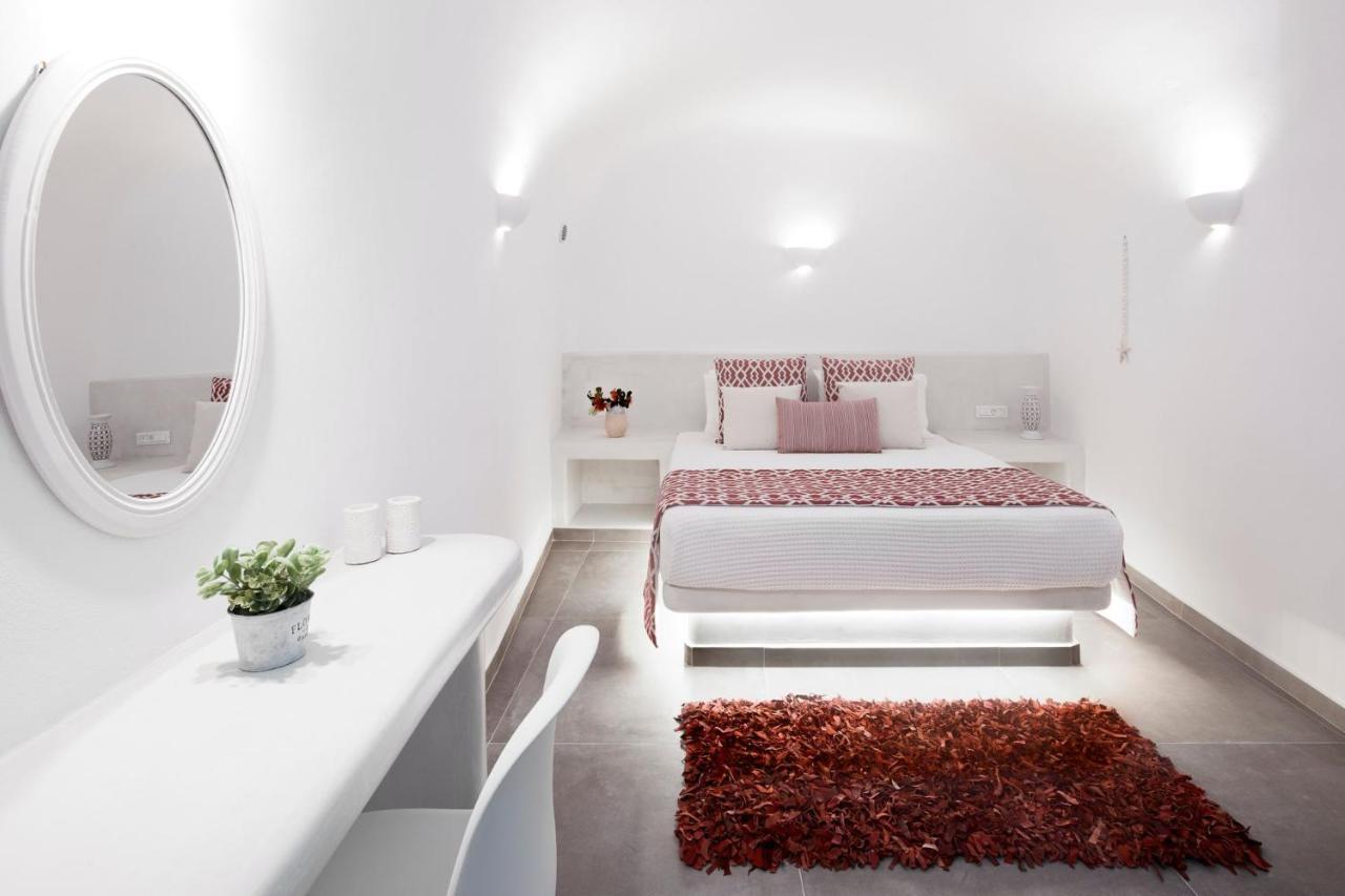 W Finikia -Foinikia - Luxury Cave - a Wonderful 2 Bedroom Villa - Hot Tub (Adults Only)