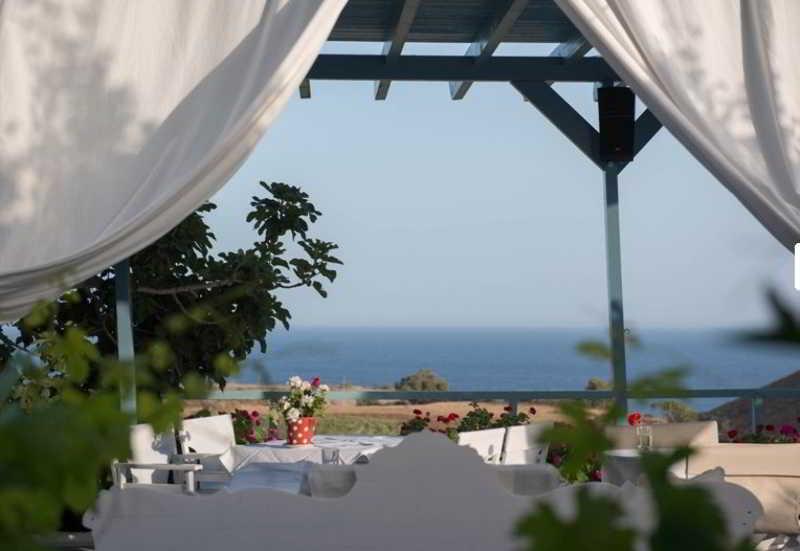 Akrotiri Dreams