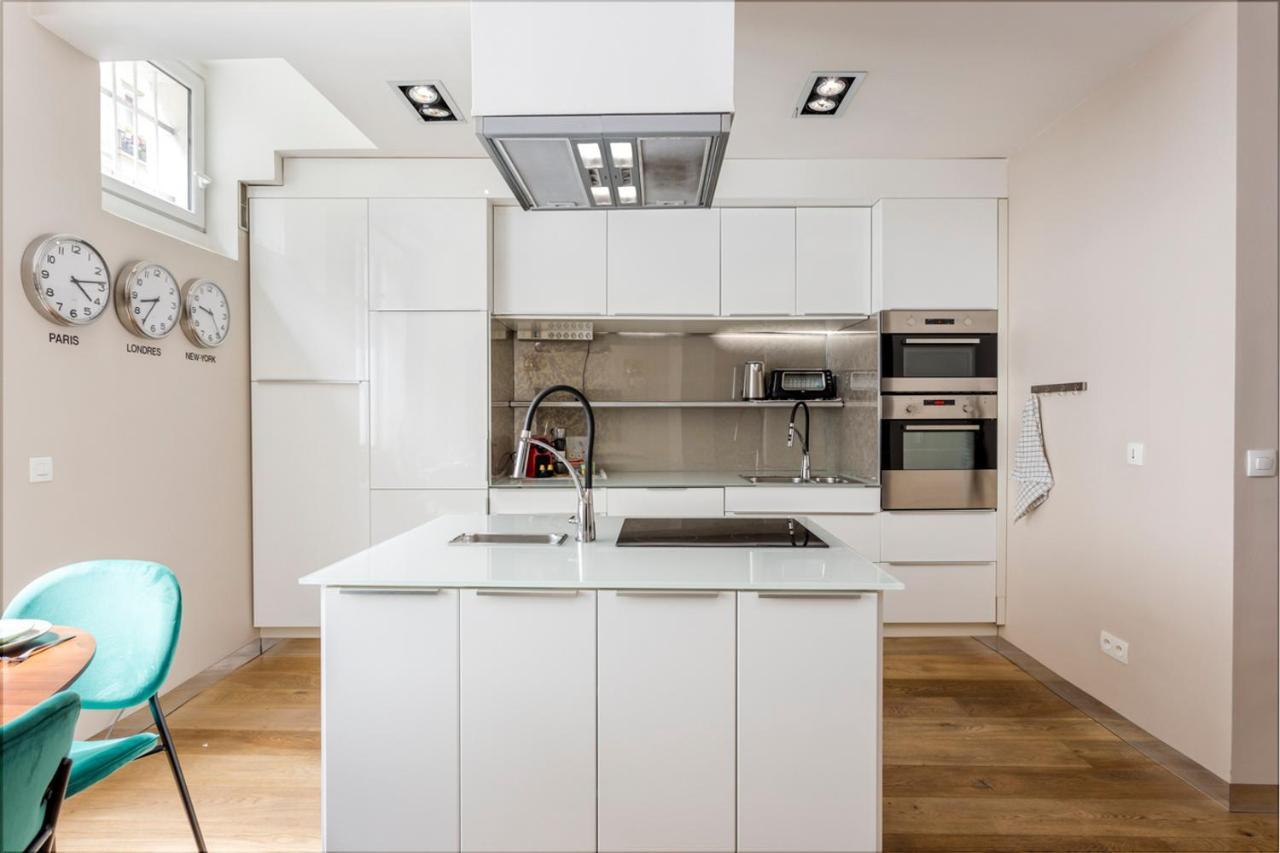 Design Et Confort Near Champs Elysees