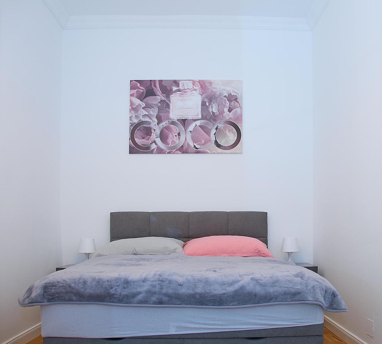 Pink Lotus Apartment