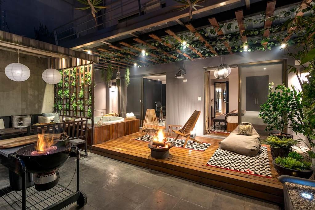 Grand Cinema & Jacuzzi Appartment