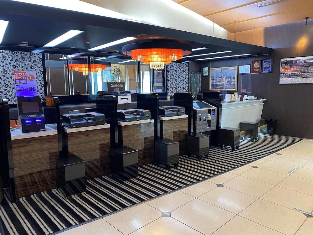 Apa Hotel Kanazawa Chuo 1