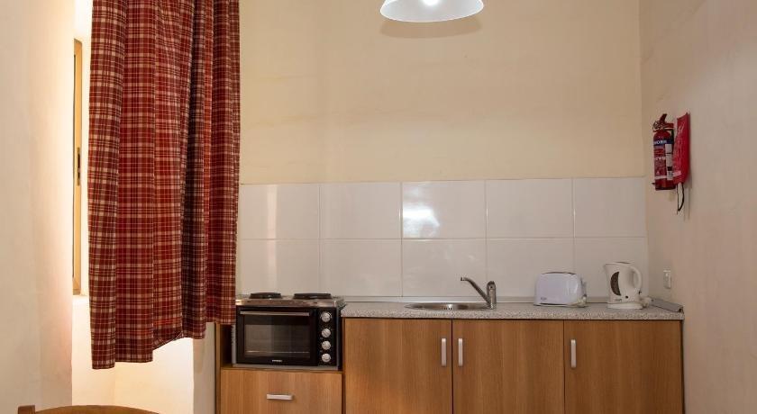 Dragonara Apartments 1