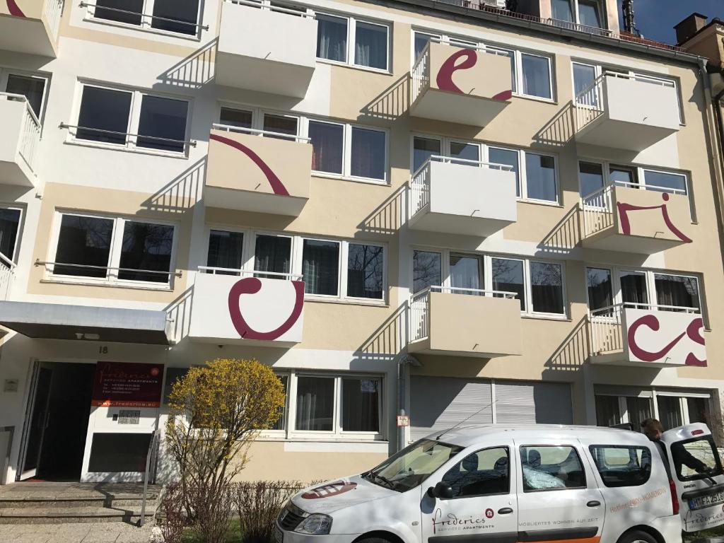 Frederics Munchen City Olympiapark