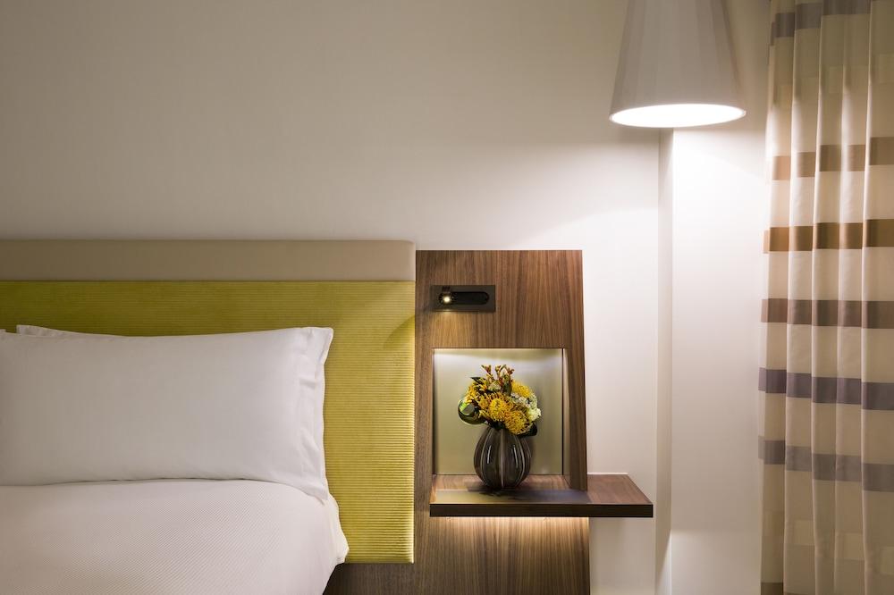 Como Metropolitan London 1