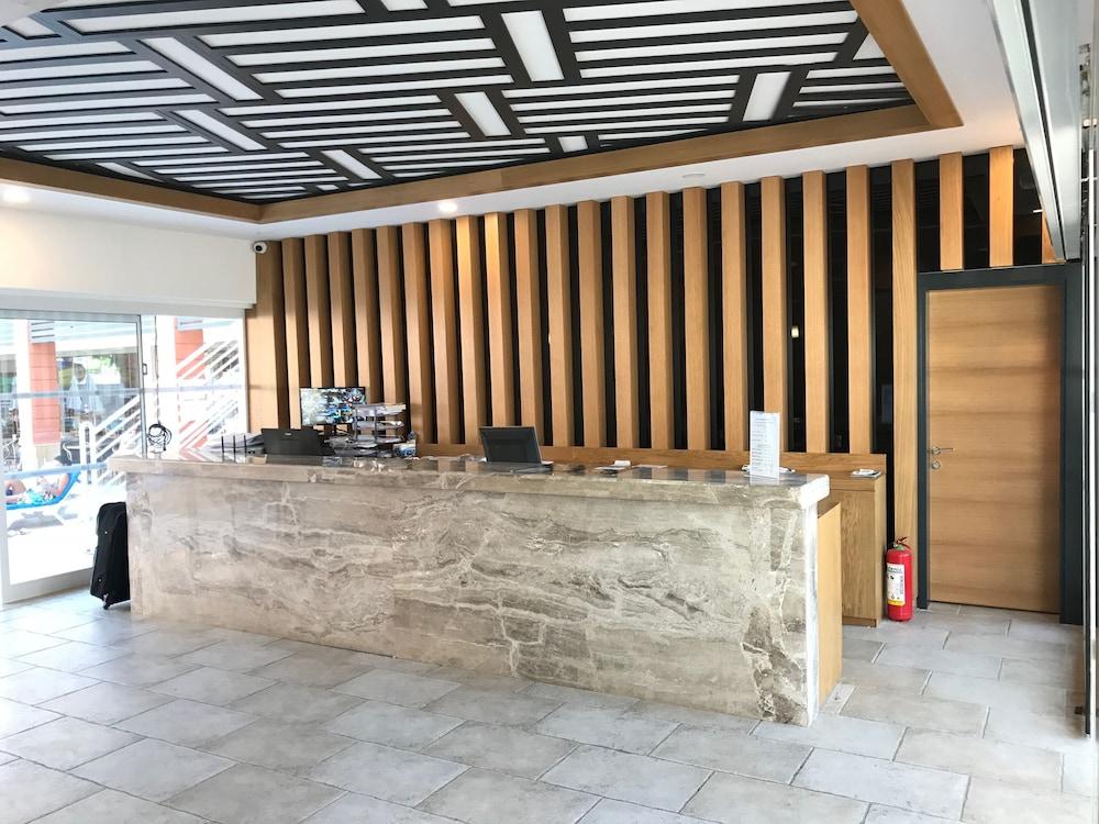 Lavia Hotels Kemer 2