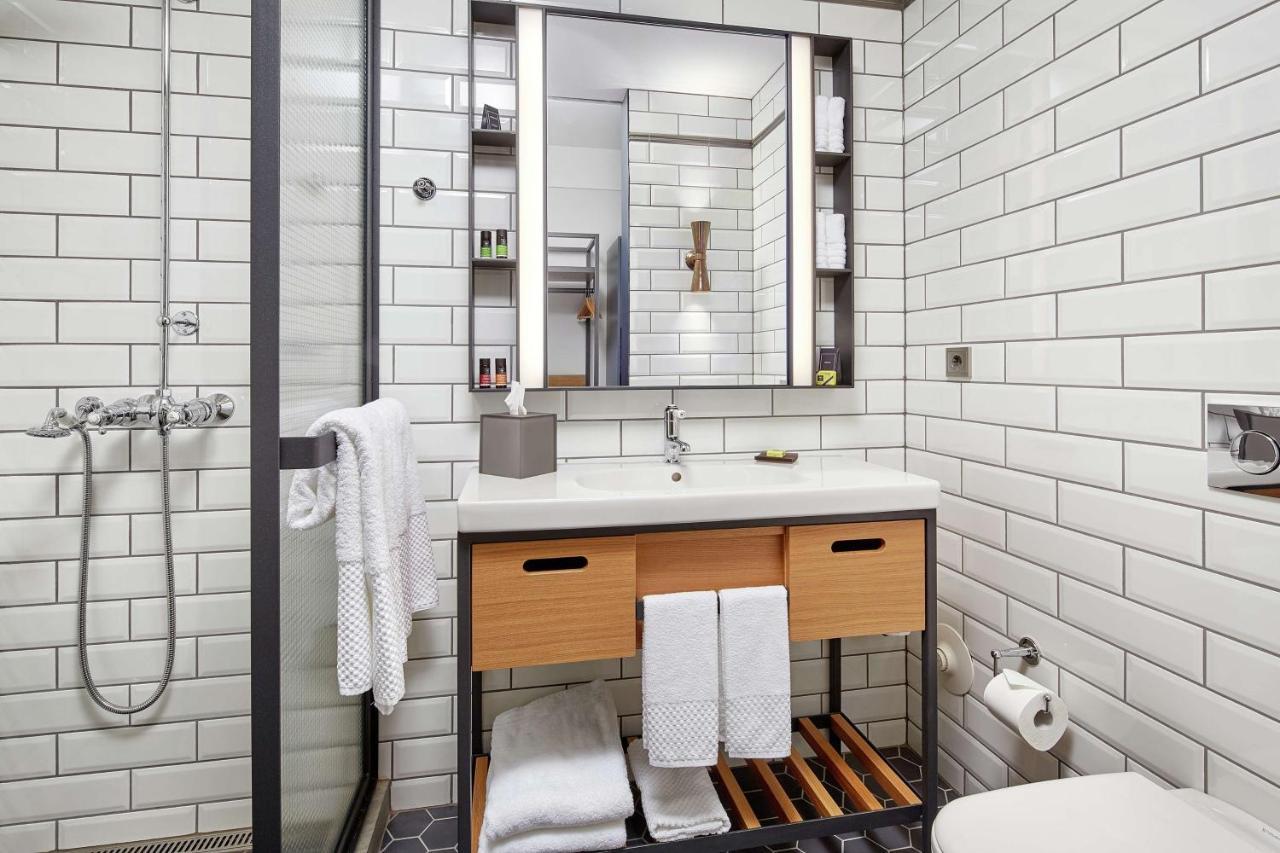 Canopy by Hilton Reykjavik City Centre 1