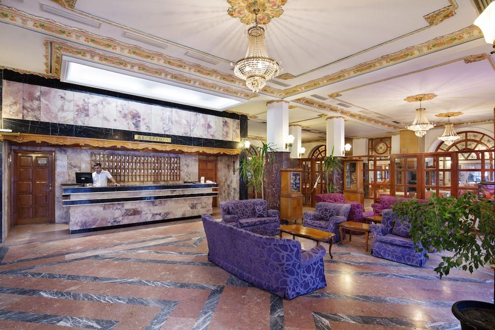 Rose Garden Premium Hotel 1